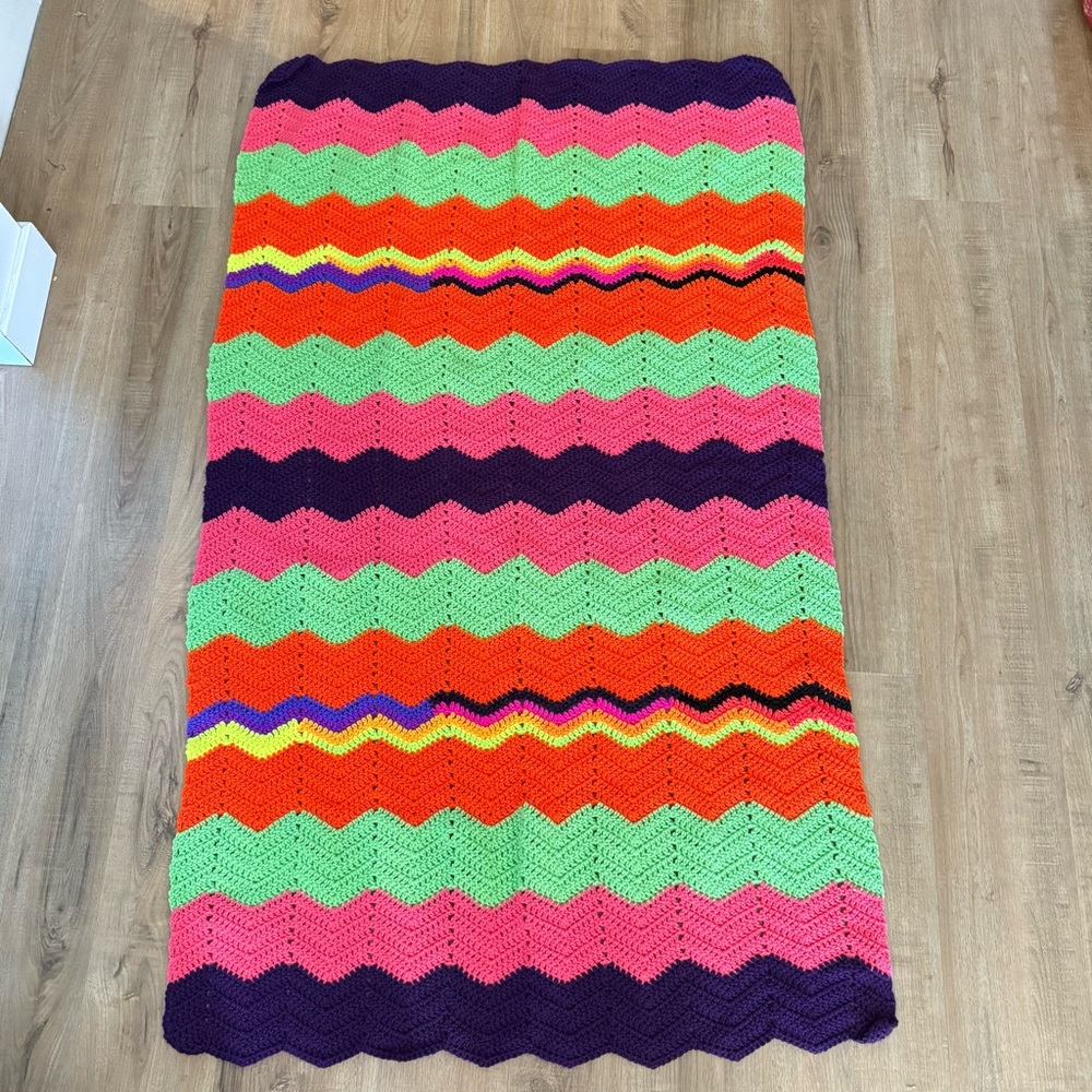 Handmade Chevron Crochet Blanket Throw 32in x 62 in